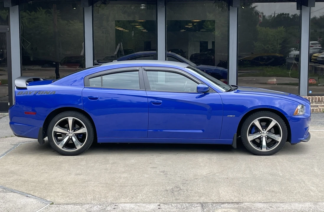 2013 Dodge Charger 6th Gen - Image 11 of 31