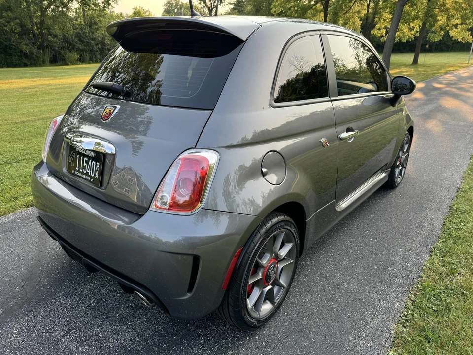 2013 Fiat Abarth 500 - Image 16 of 31