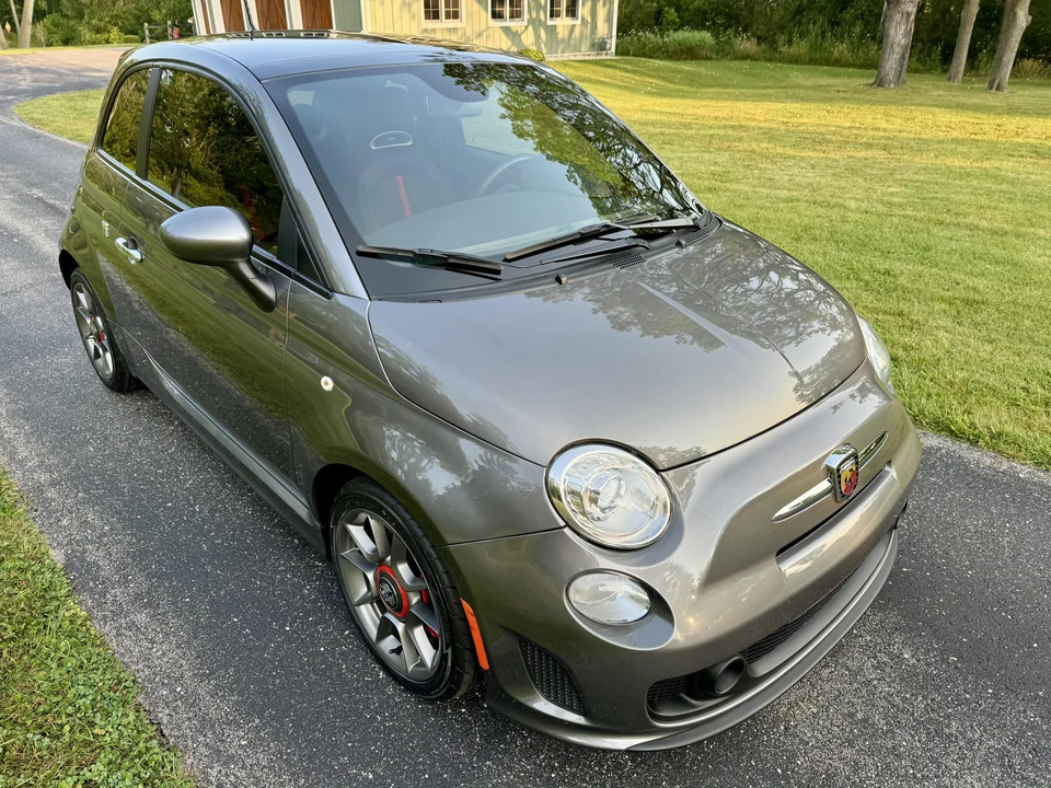 2013 Fiat Abarth 500 - Image 8 of 31
