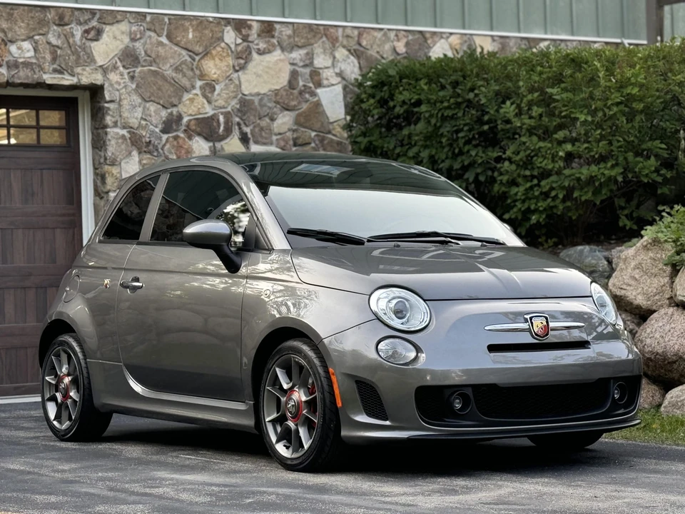 2013 Fiat Abarth 500 - Image 9 of 31