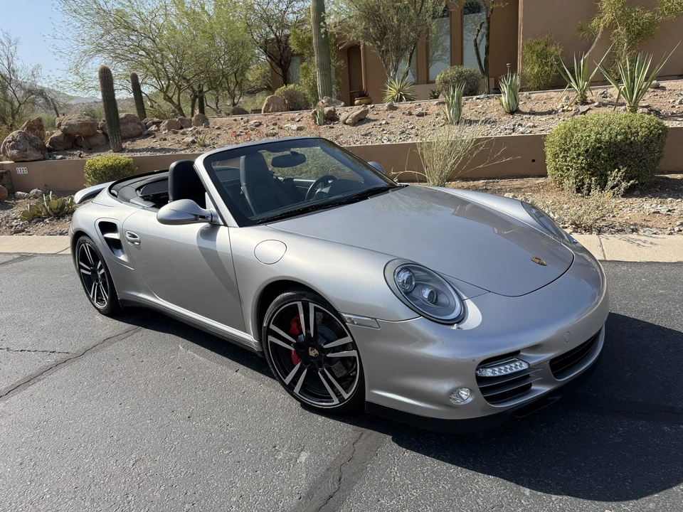 2013 Porsche 997 Turbo - Image 11 of 31