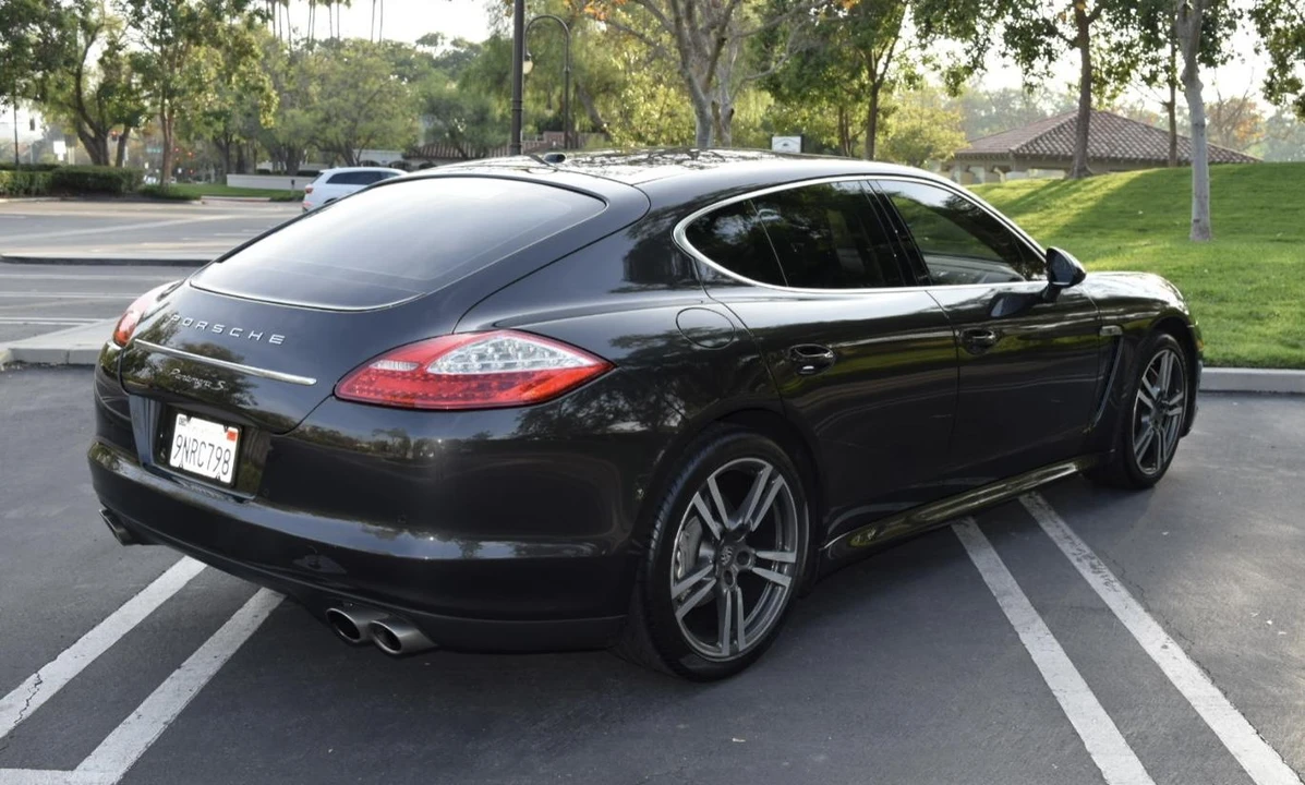 2013 Porsche 970 Panamera S - Image 10 of 31