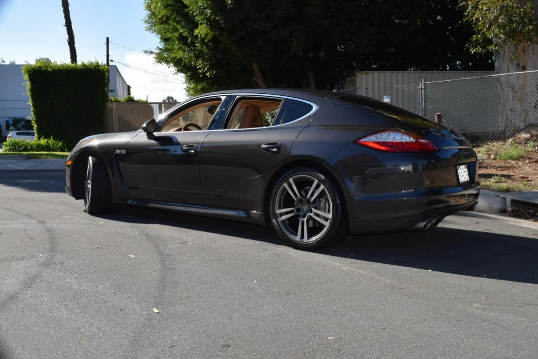 2013 Porsche 970 Panamera S - Image 25 of 31