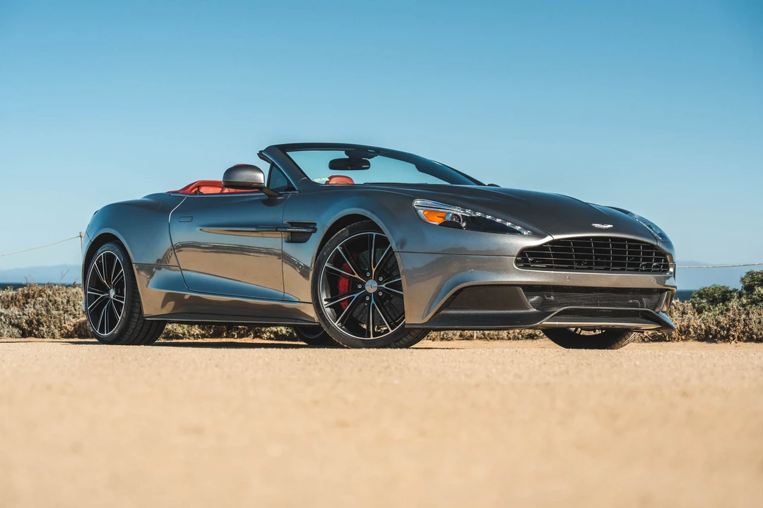 2014 Aston Martin Vanquish 2nd Gen - Image 17 of 31