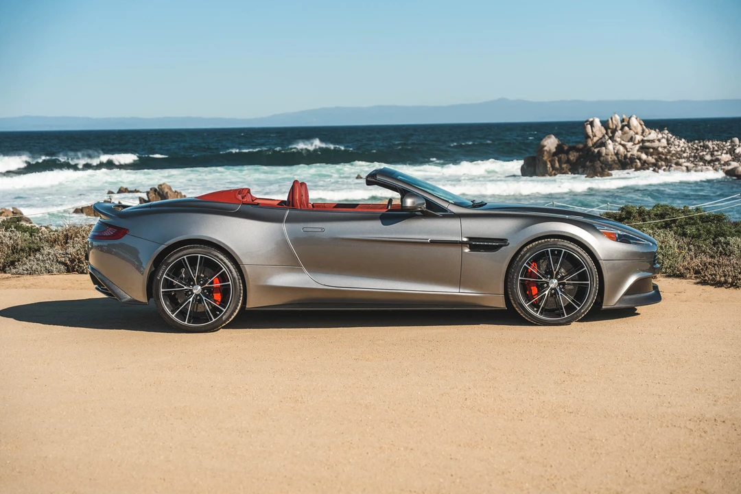 2014 Aston Martin Vanquish 2nd Gen - Image 19 of 31