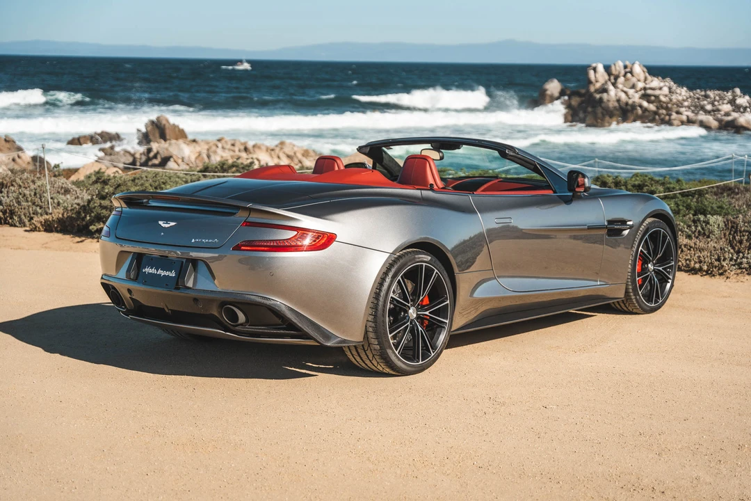 2014 Aston Martin Vanquish 2nd Gen - Image 26 of 31