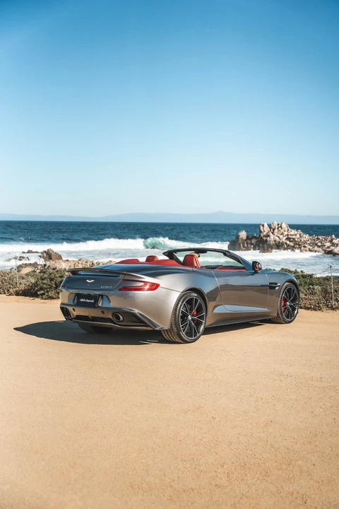2014 Aston Martin Vanquish 2nd Gen - Image 28 of 31