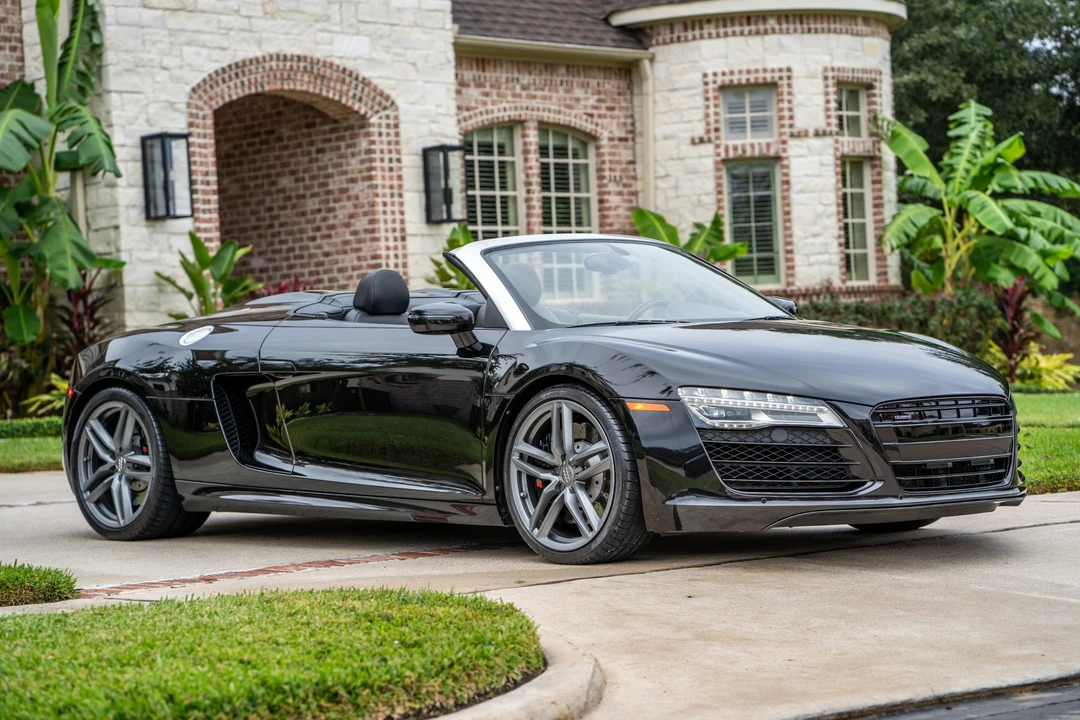 2014 Audi 42 R8 - Image 2 of 31