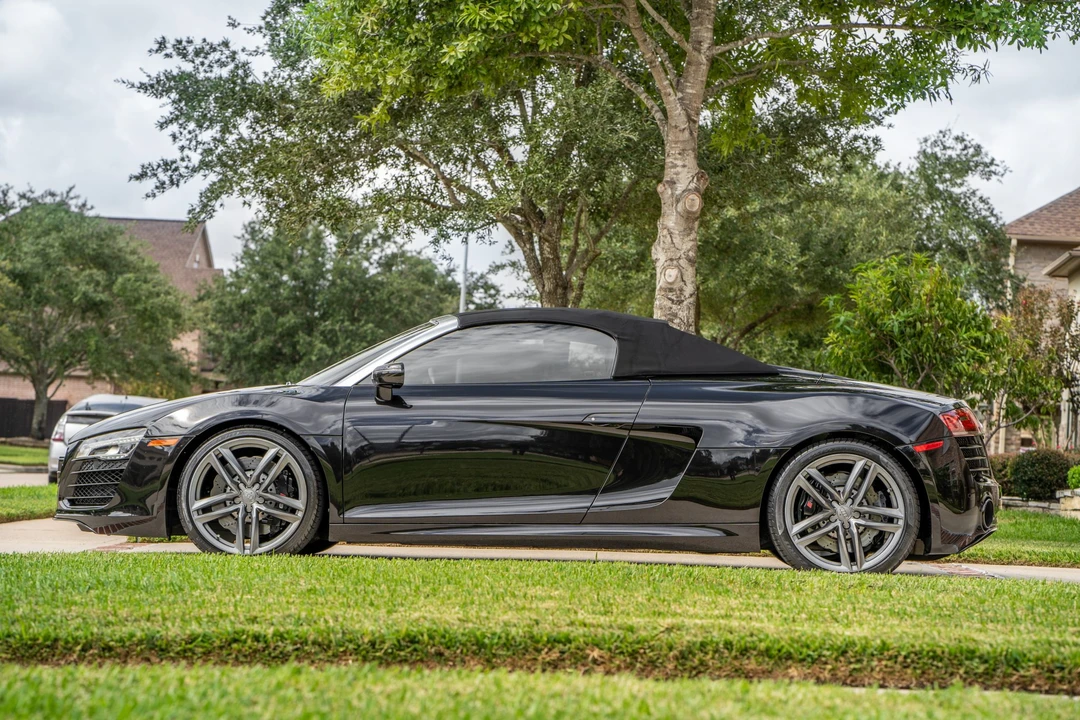 2014 Audi 42 R8 - Image 15 of 31