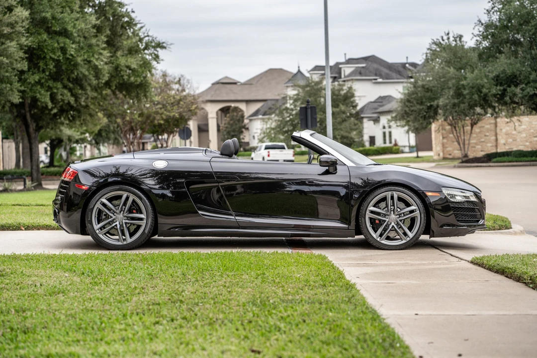 2014 Audi 42 R8 - Image 3 of 31
