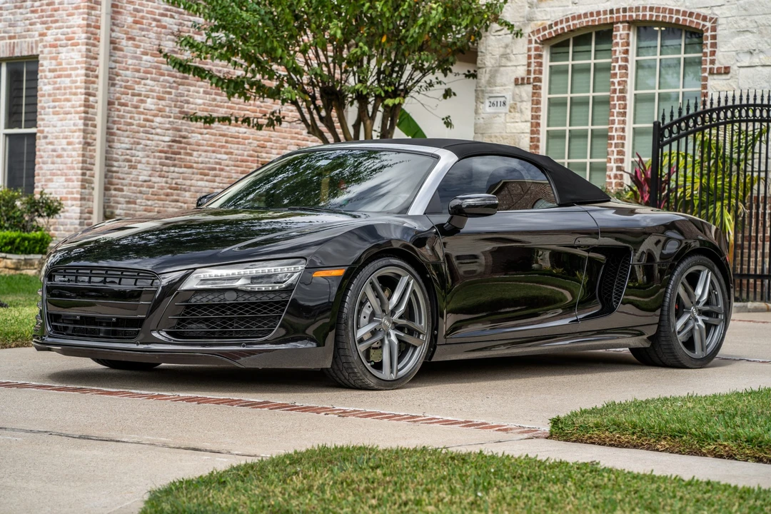 2014 Audi 42 R8 - Image 16 of 31