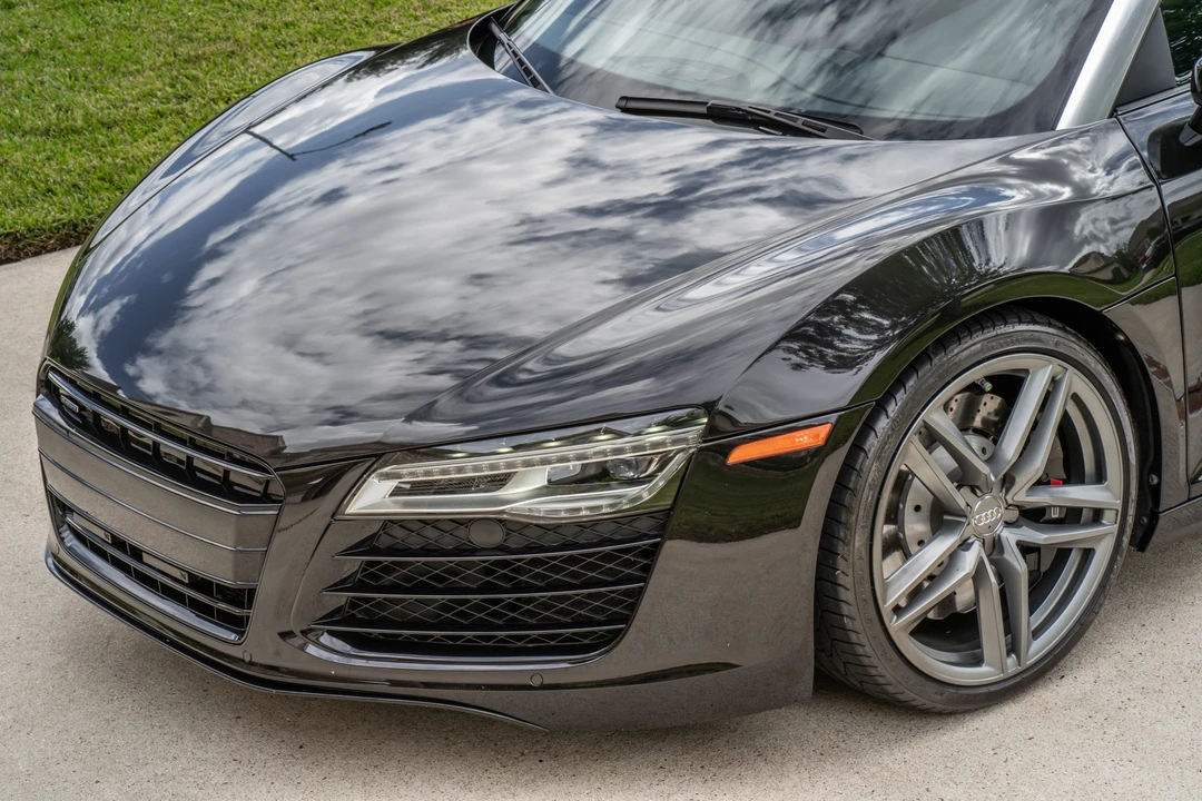 2014 Audi 42 R8 - Image 20 of 31