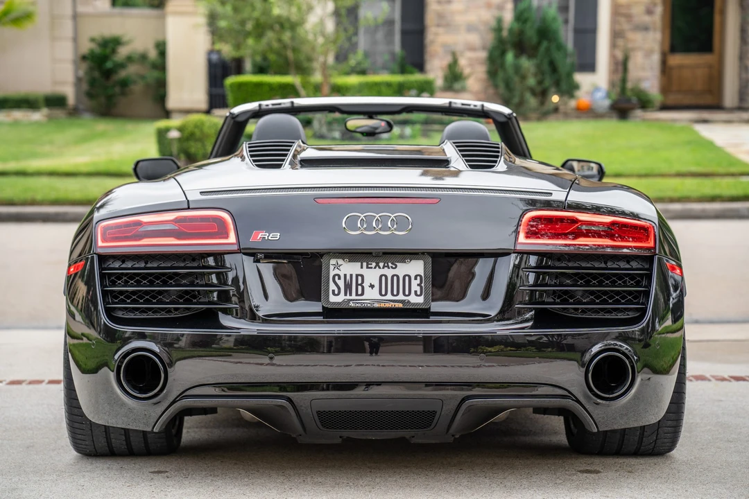 2014 Audi 42 R8 - Image 5 of 31