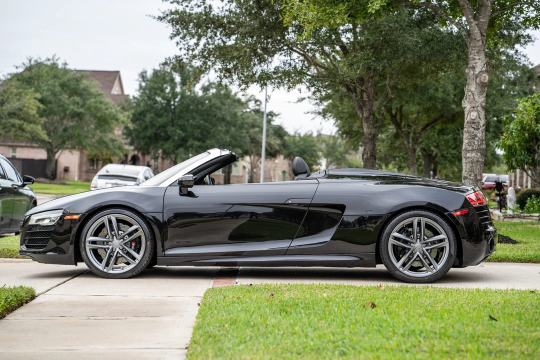 2014 Audi 42 R8 - Image 7 of 31