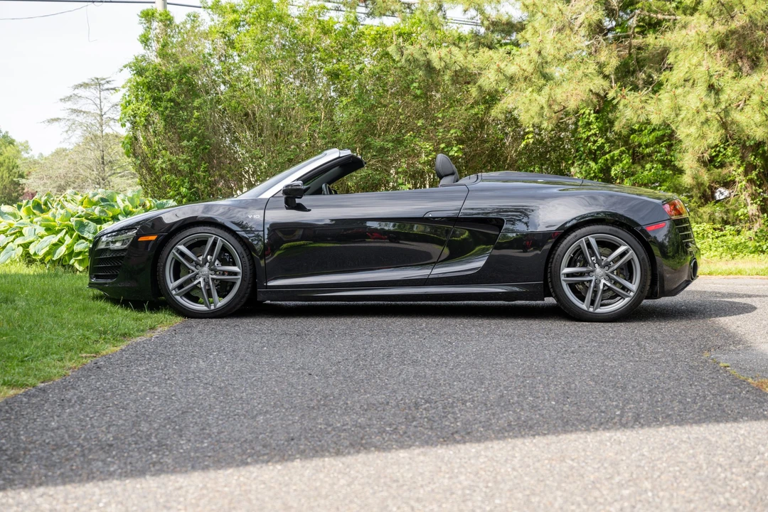 2014 Audi 42 R8 - Image 16 of 31