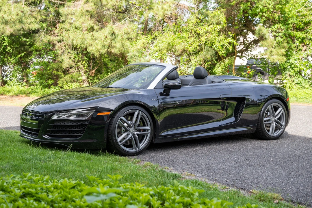 2014 Audi 42 R8 - Image 15 of 31