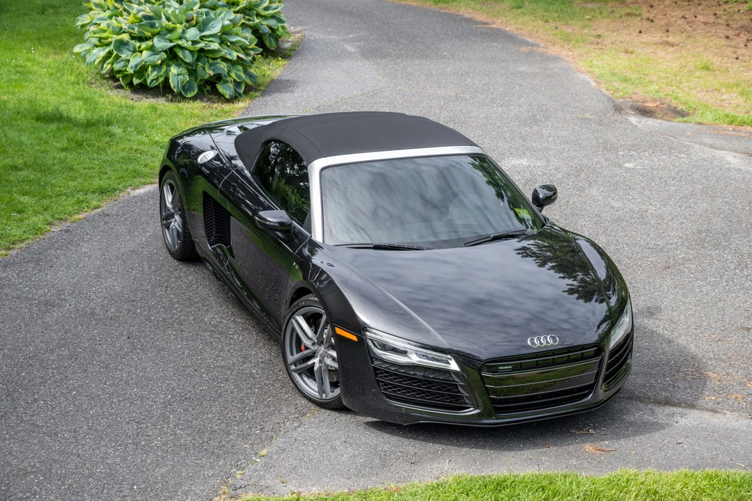 2014 Audi 42 R8 - Image 10 of 31