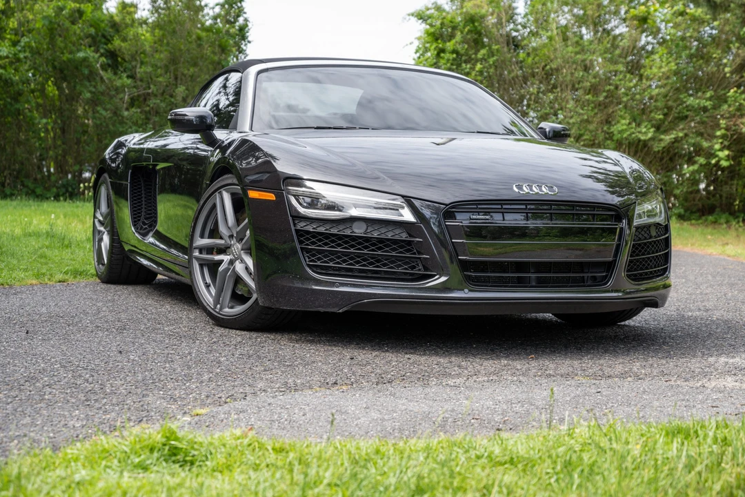 2014 Audi 42 R8 - Image 11 of 31
