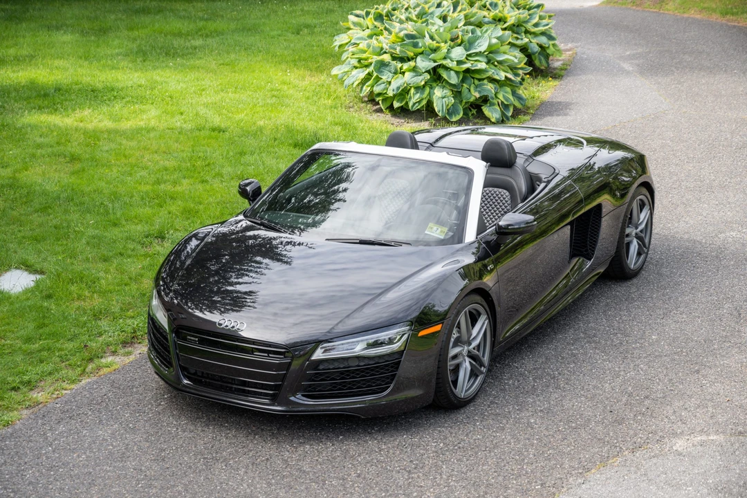 2014 Audi 42 R8 - Image 13 of 31