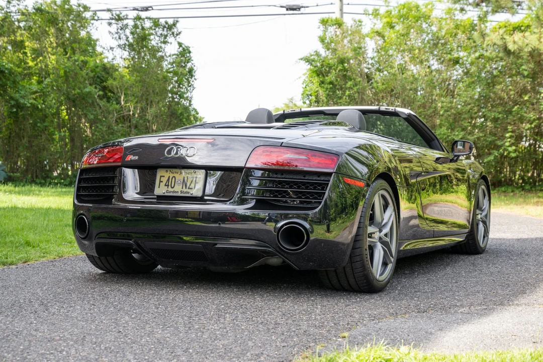 2014 Audi 42 R8 - Image 19 of 31