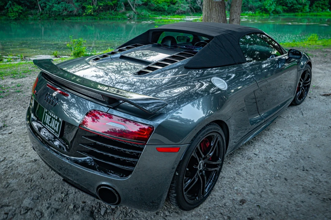 2014 Audi 42 R8 - Image 7 of 31