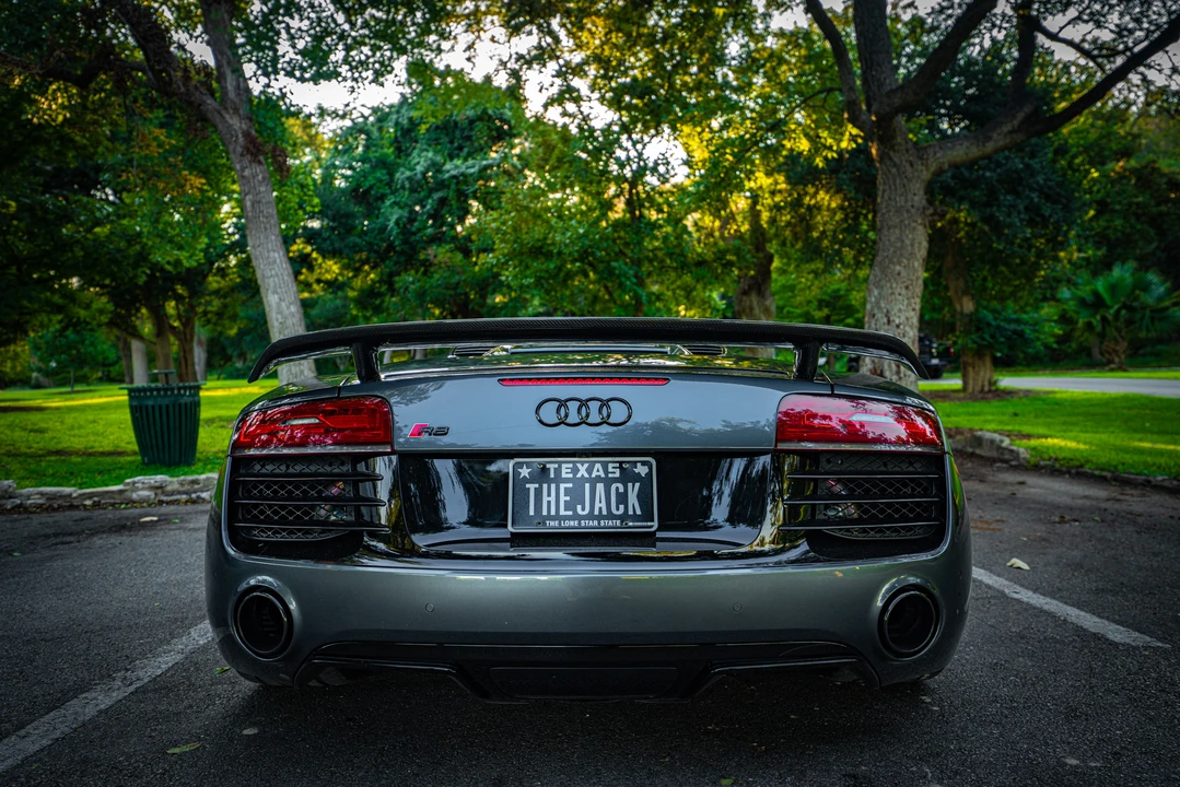 2014 Audi 42 R8 - Image 24 of 31