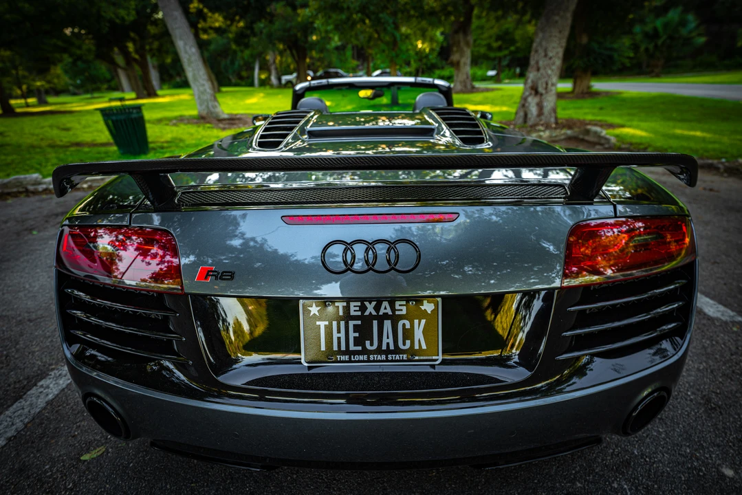 2014 Audi 42 R8 - Image 26 of 31