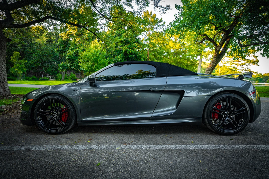 2014 Audi 42 R8 - Image 15 of 31