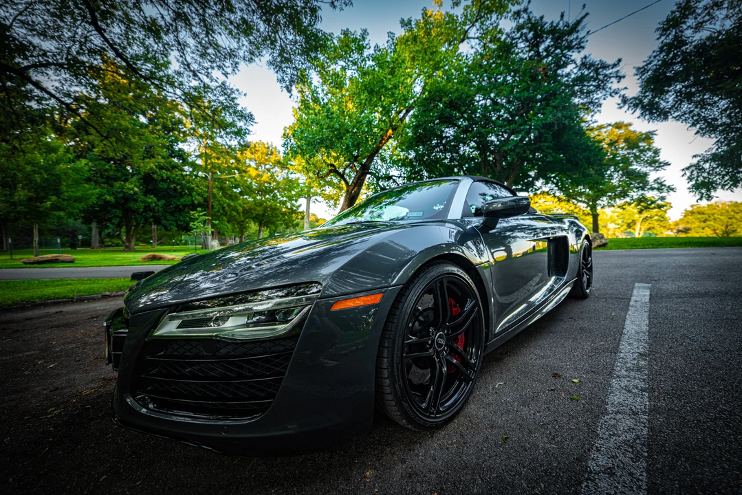 2014 Audi 42 R8 - Image 17 of 31