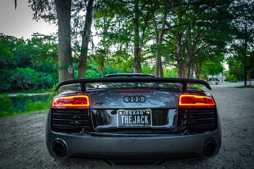 2014 Audi 42 R8 - Image 25 of 31