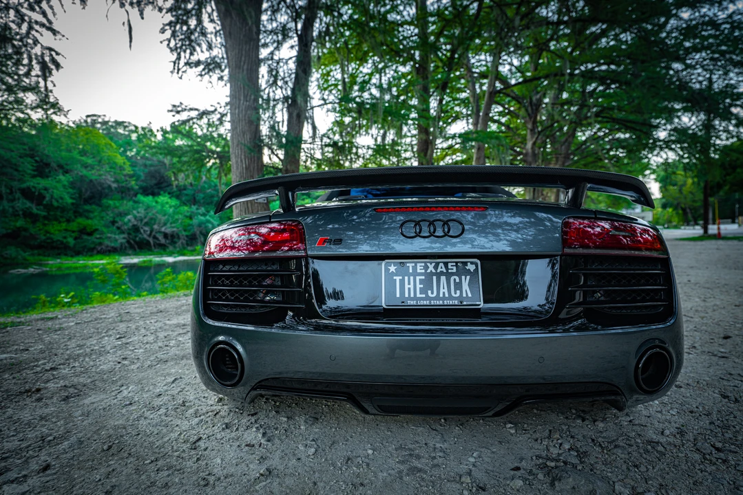 2014 Audi 42 R8 - Image 11 of 31