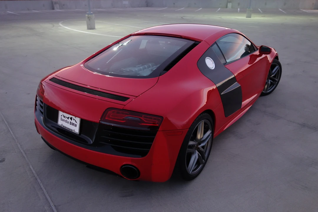 2014 Audi 42 R8 - Image 20 of 31