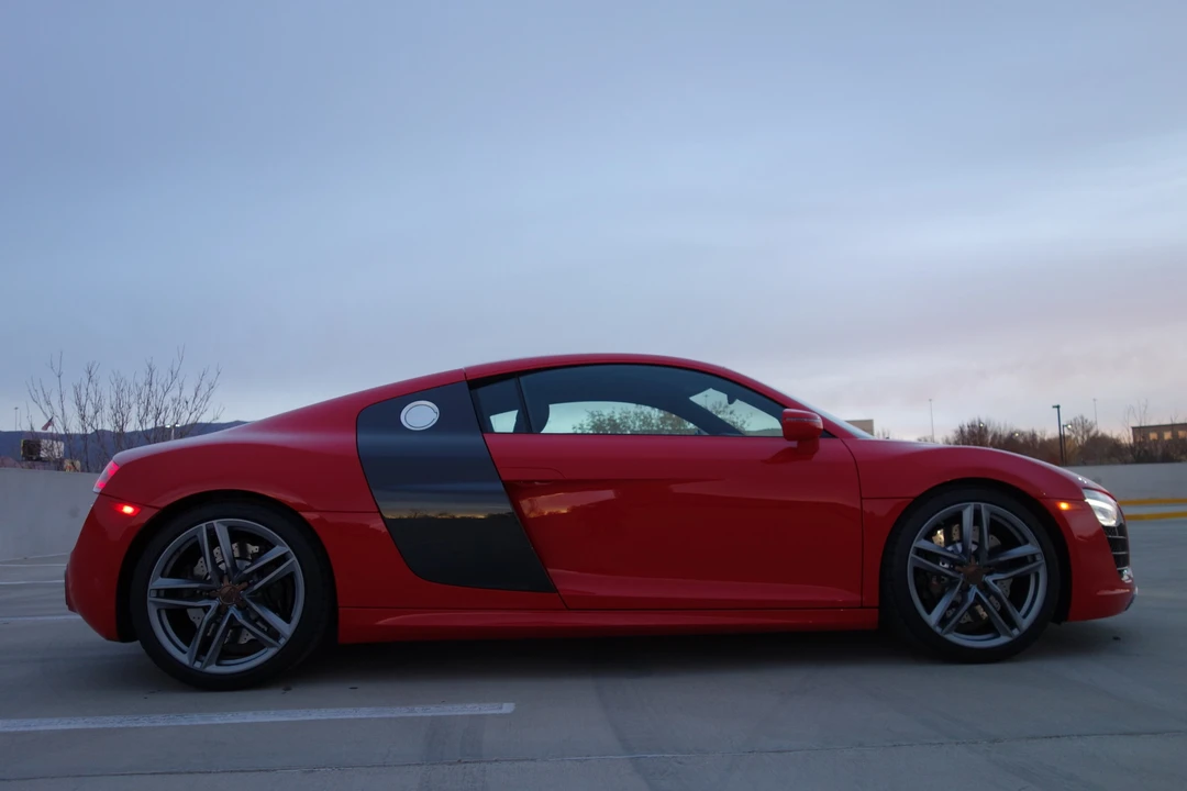 2014 Audi 42 R8 - Image 21 of 31