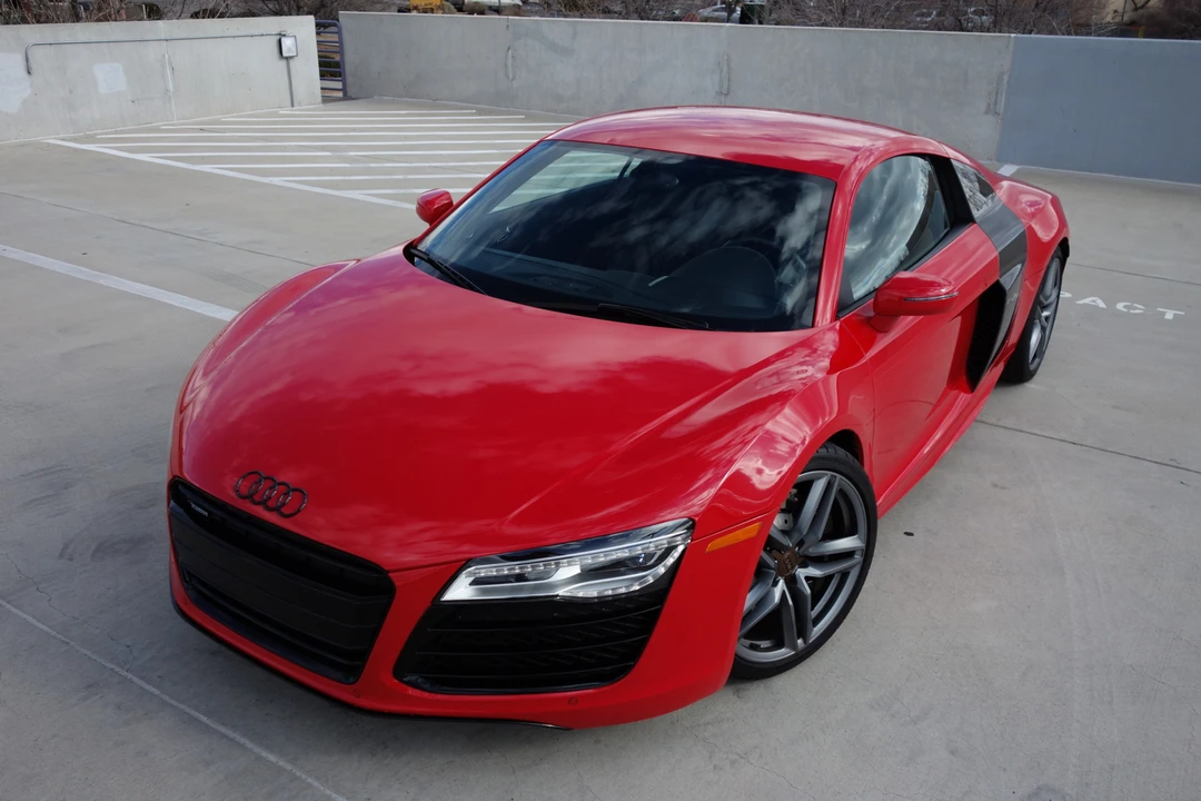 2014 Audi 42 R8 - Image 2 of 31
