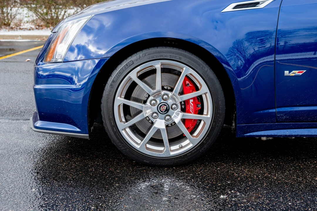 2014 Cadillac CTS-V 2nd Gen - Image 29 of 31