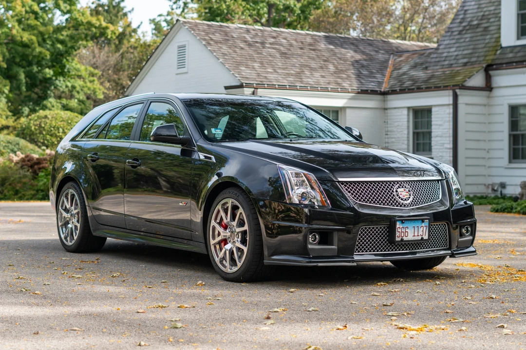 2014 Cadillac CTS-V 2nd Gen - Image 8 of 31