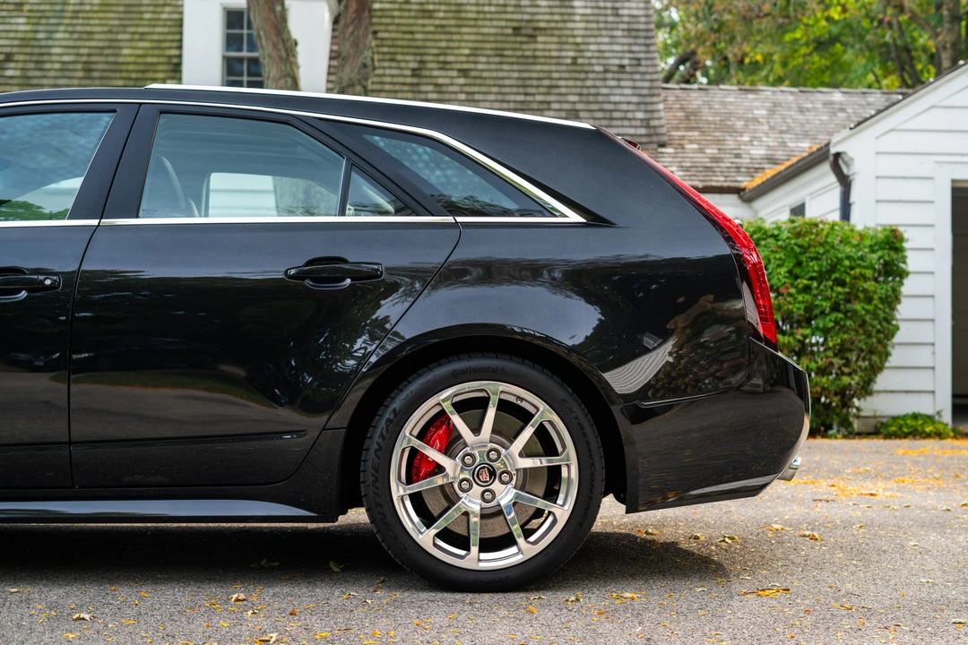 2014 Cadillac CTS-V 2nd Gen - Image 12 of 31
