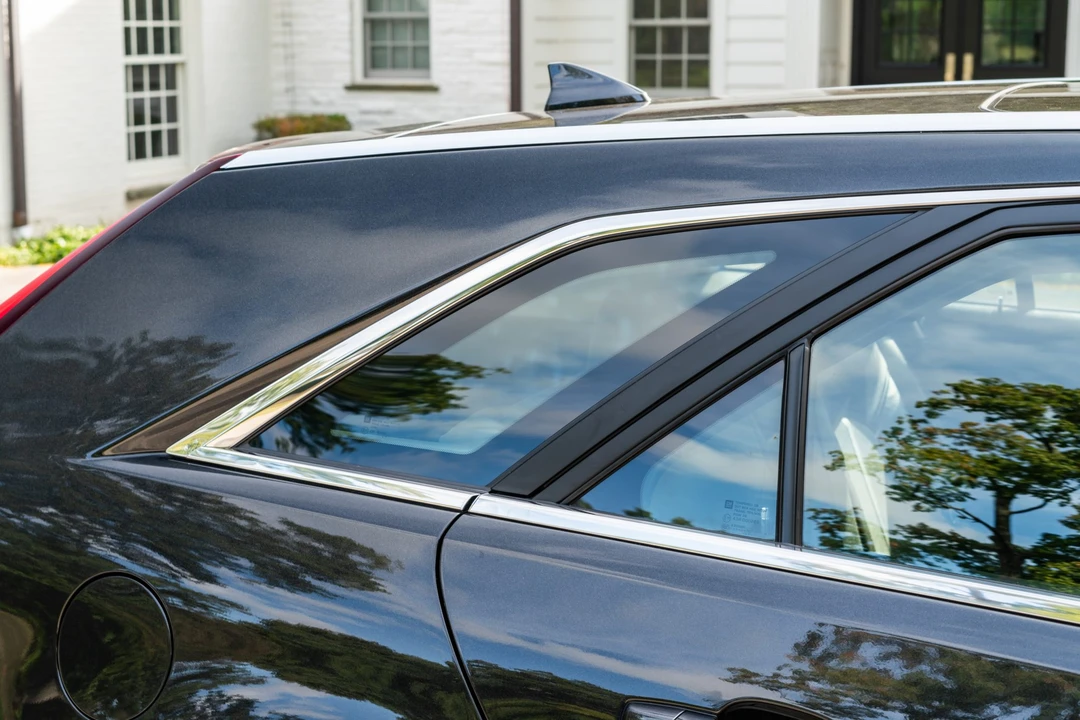2014 Cadillac CTS-V 2nd Gen - Image 29 of 31