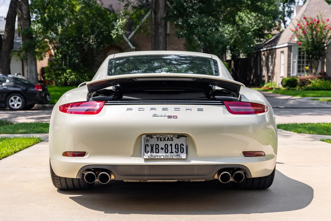 2014 Porsche 911 - Image 8 of 31