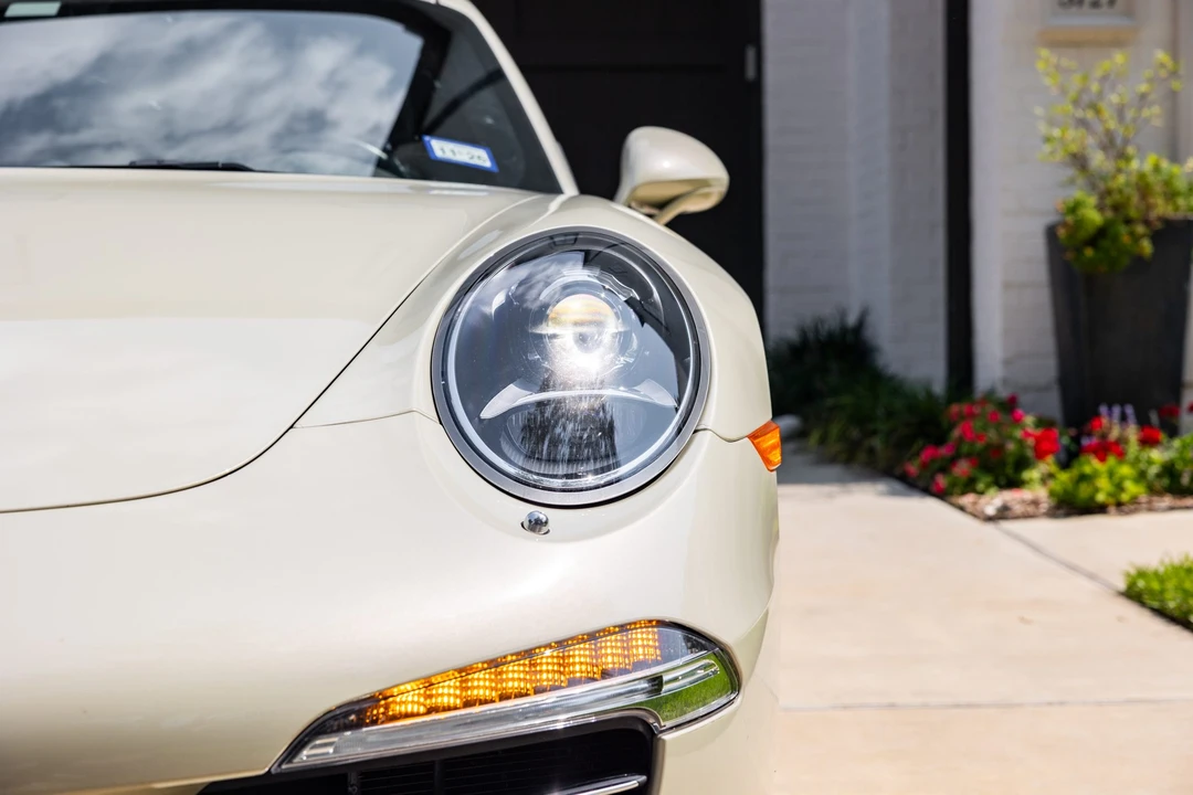 2014 Porsche 911 - Image 14 of 31