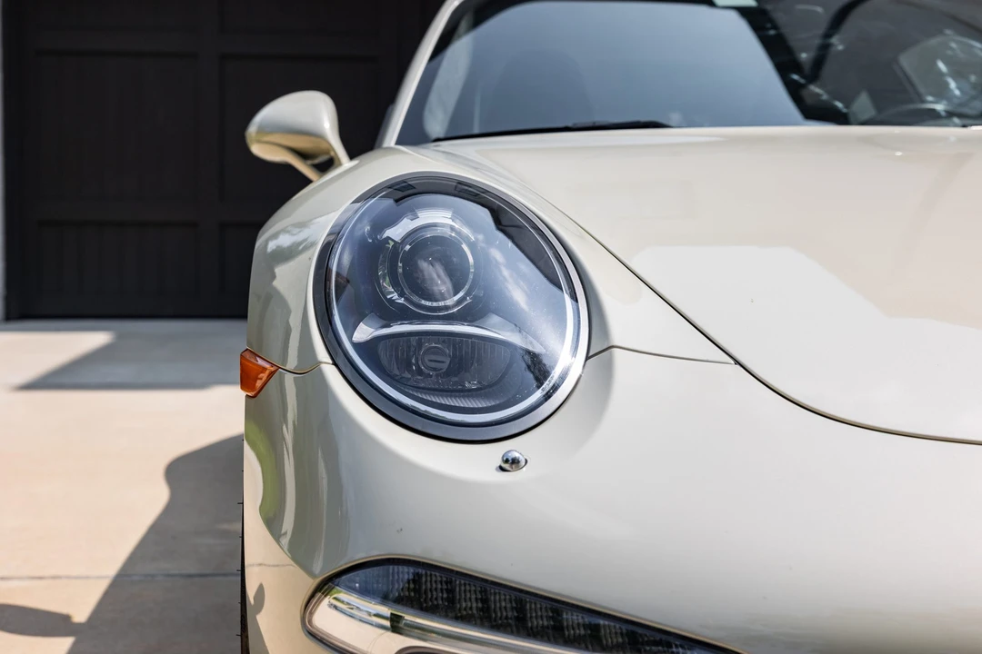 2014 Porsche 911 - Image 10 of 31