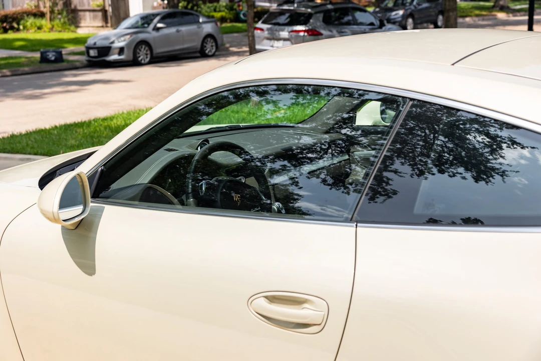 2014 Porsche 911 - Image 19 of 31