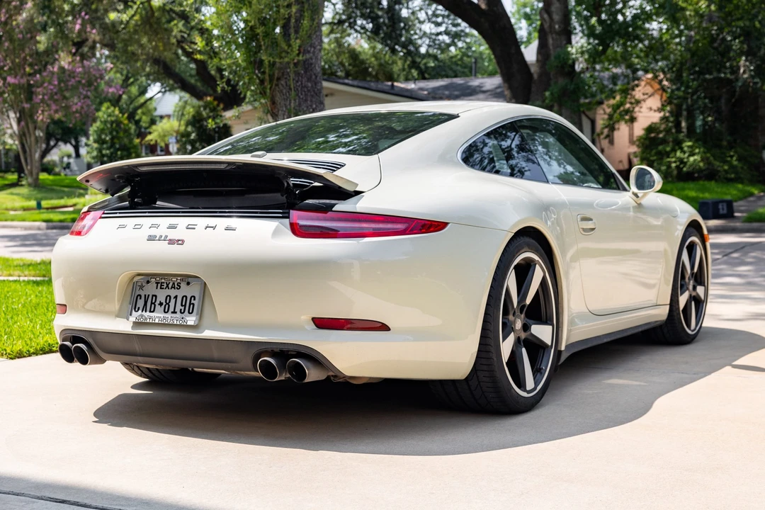 2014 Porsche 911 - Image 6 of 31