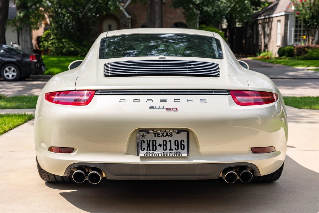 2014 Porsche 911 - Image 7 of 31
