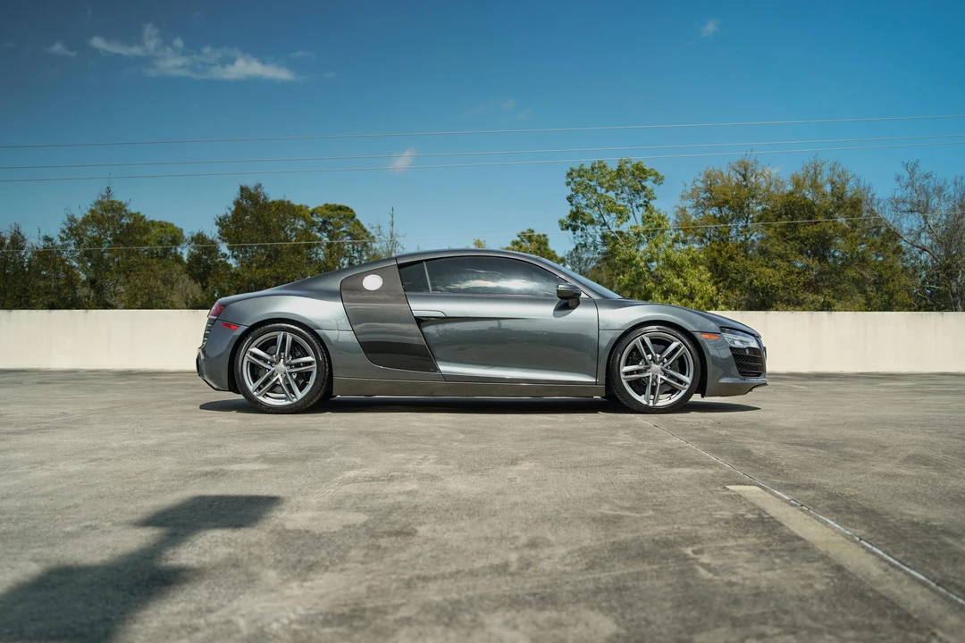 2015 Audi 42 R8 - Image 18 of 31
