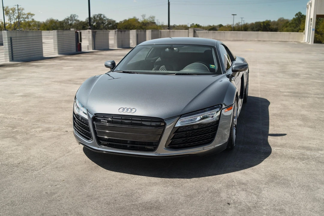 2015 Audi 42 R8 - Image 2 of 31