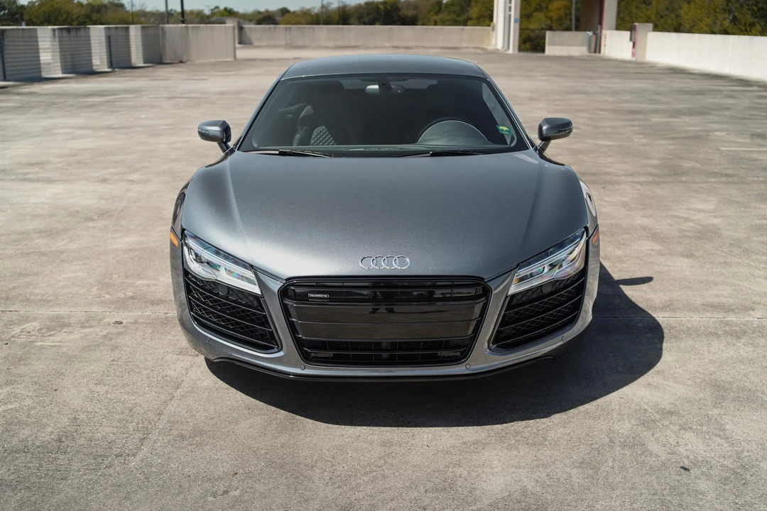 2015 Audi 42 R8 - Image 10 of 31