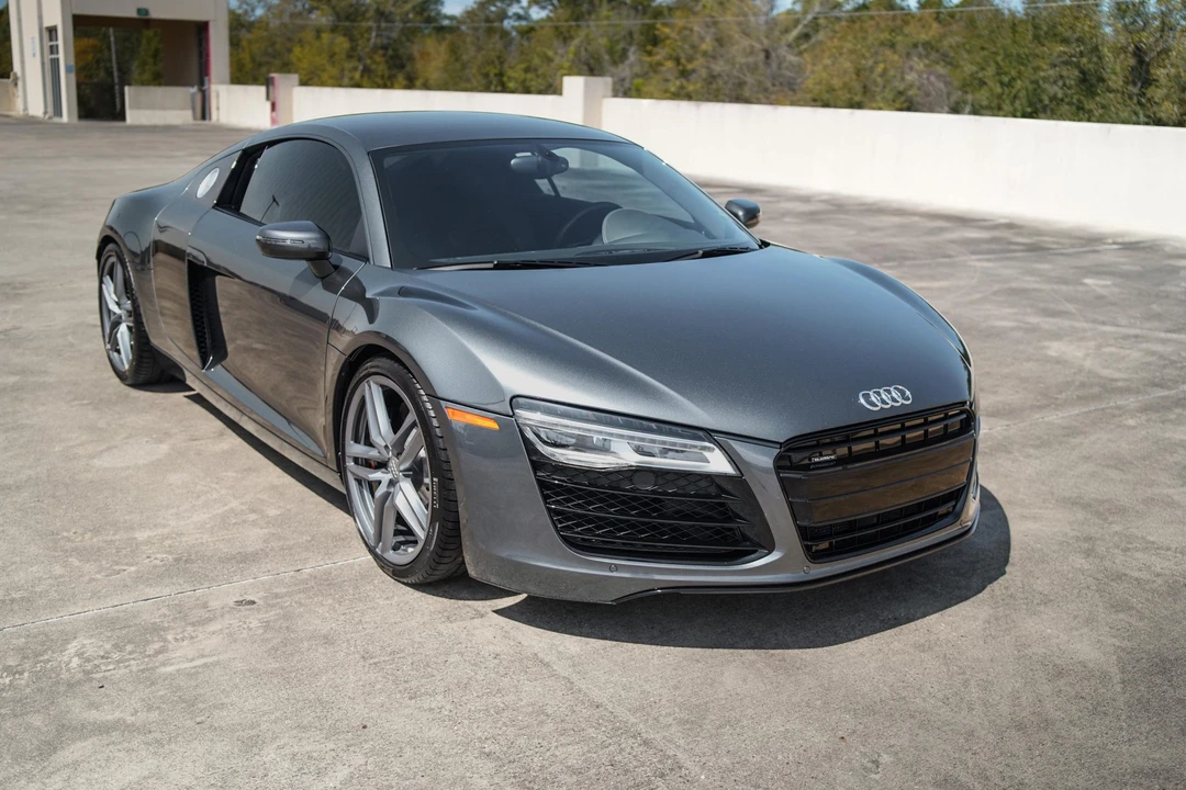 2015 Audi 42 R8 - Image 9 of 31