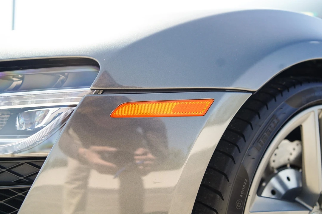 2015 Audi 42 R8 - Image 27 of 31