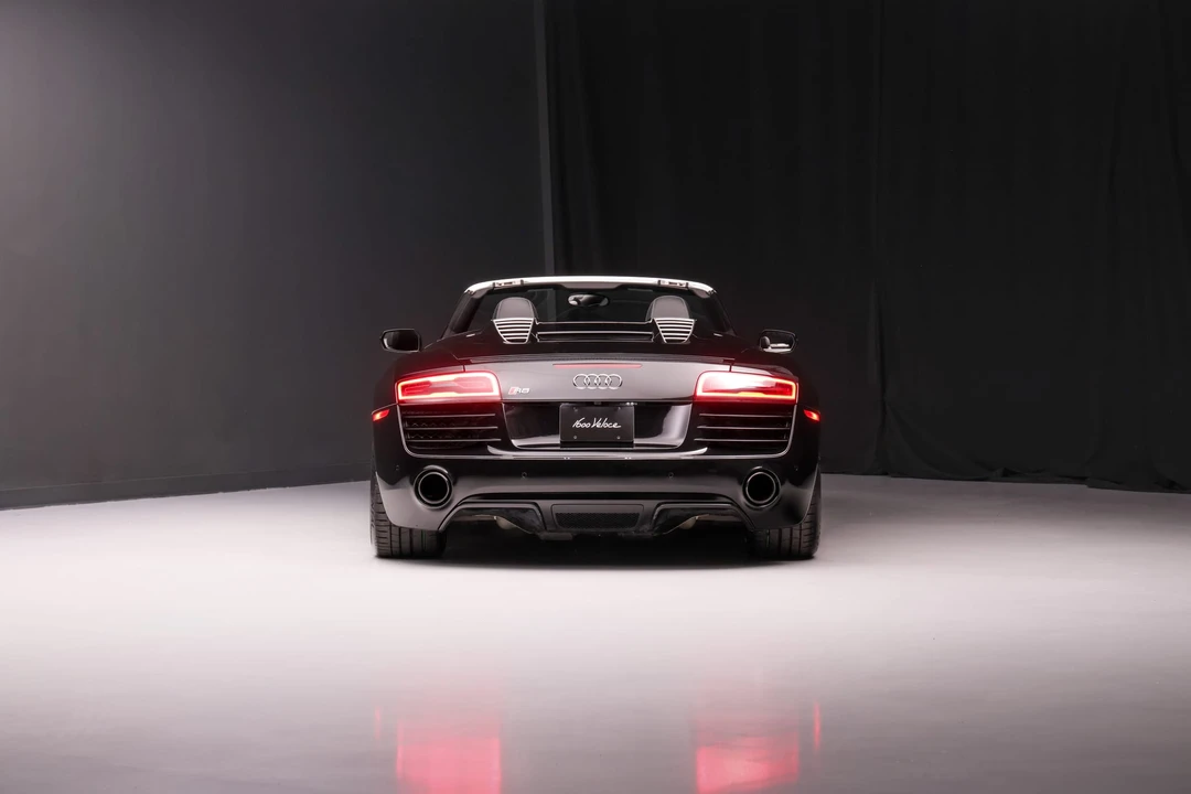 2015 Audi 42 R8 - Image 6 of 31
